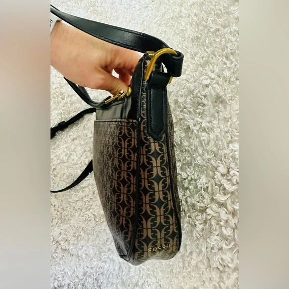 Fossil Farrah Crossbody Bag - Picture 4 of 15